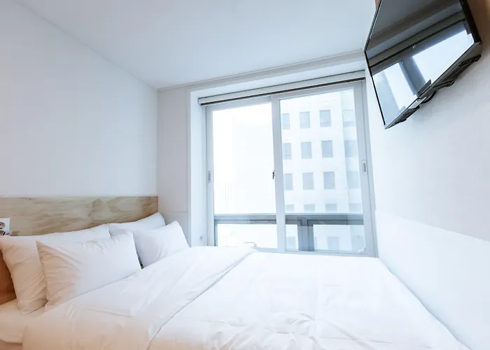 Seoulite Myeongdong Formerly - Step Myeongdong 2 Hostel *