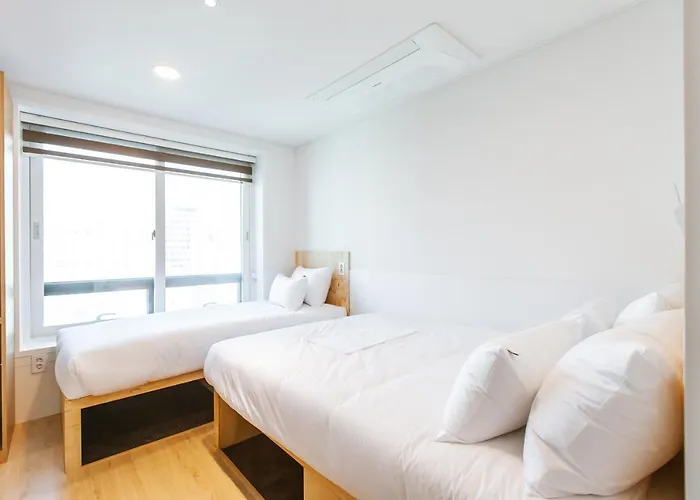 Hostel Seoulite Myeongdong Formerly - Step Myeongdong 2 *