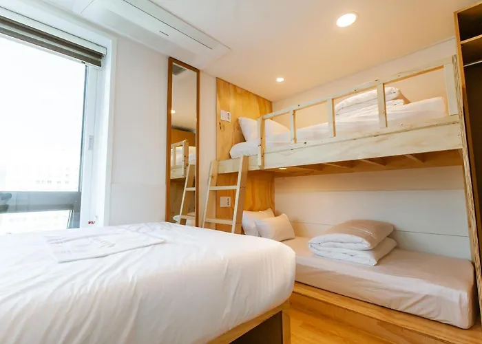 Seoulite Myeongdong Formerly - Step Myeongdong 2 Hostel