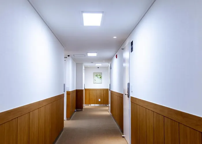 Hostel Seoulite Myeongdong Formerly - Step Myeongdong 2 *